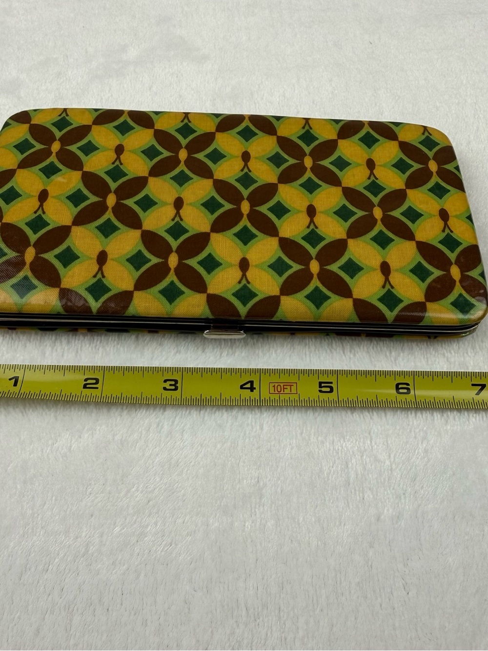 Braciano Yellow Hard Case Metal Frame Foldover Wallet Card Case - Picture 2 of 6